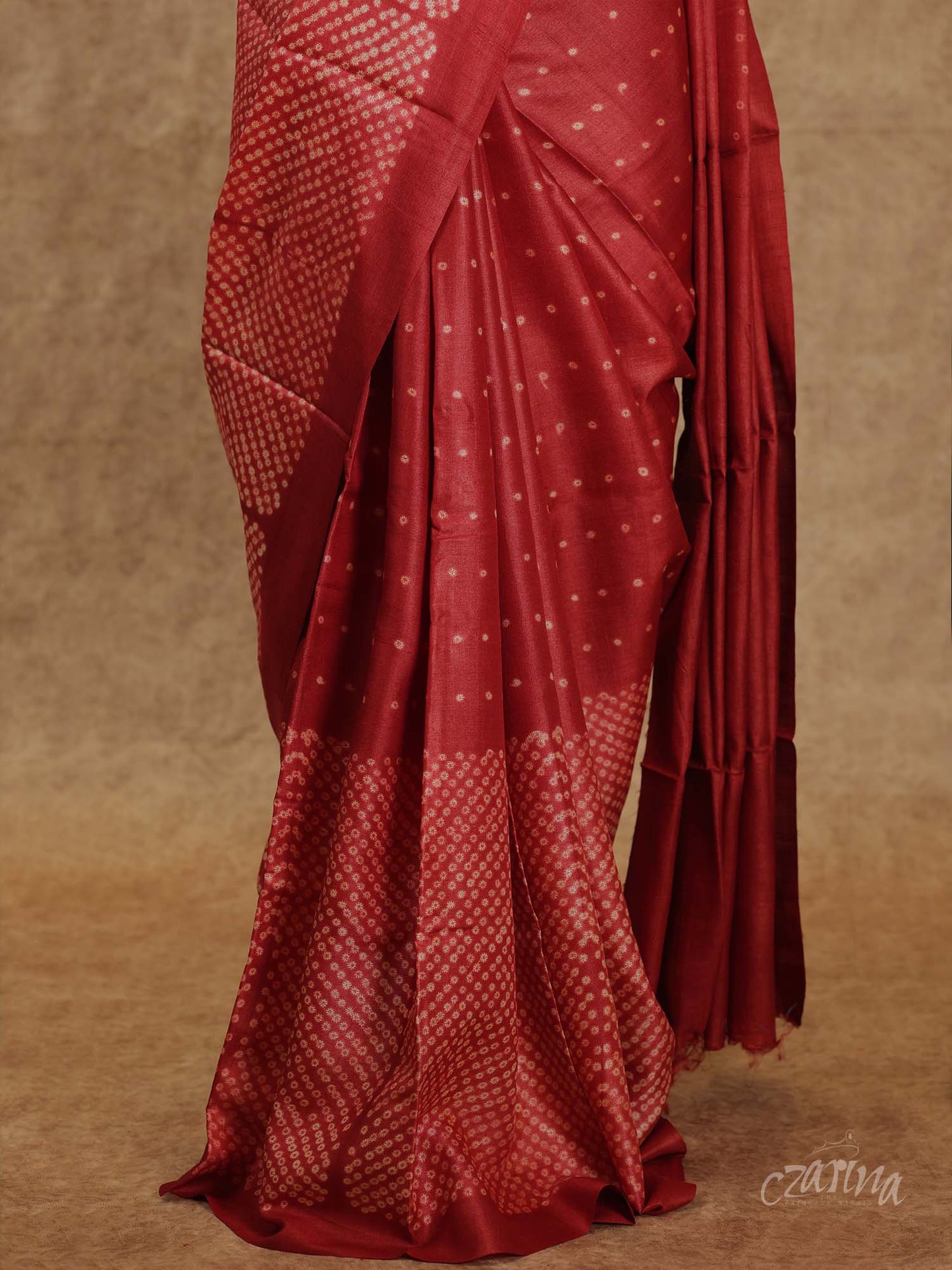 RED WITH SHIBORI CRAFT IN GEOMETRIC PATTERN TUSSAR SILK SAREE