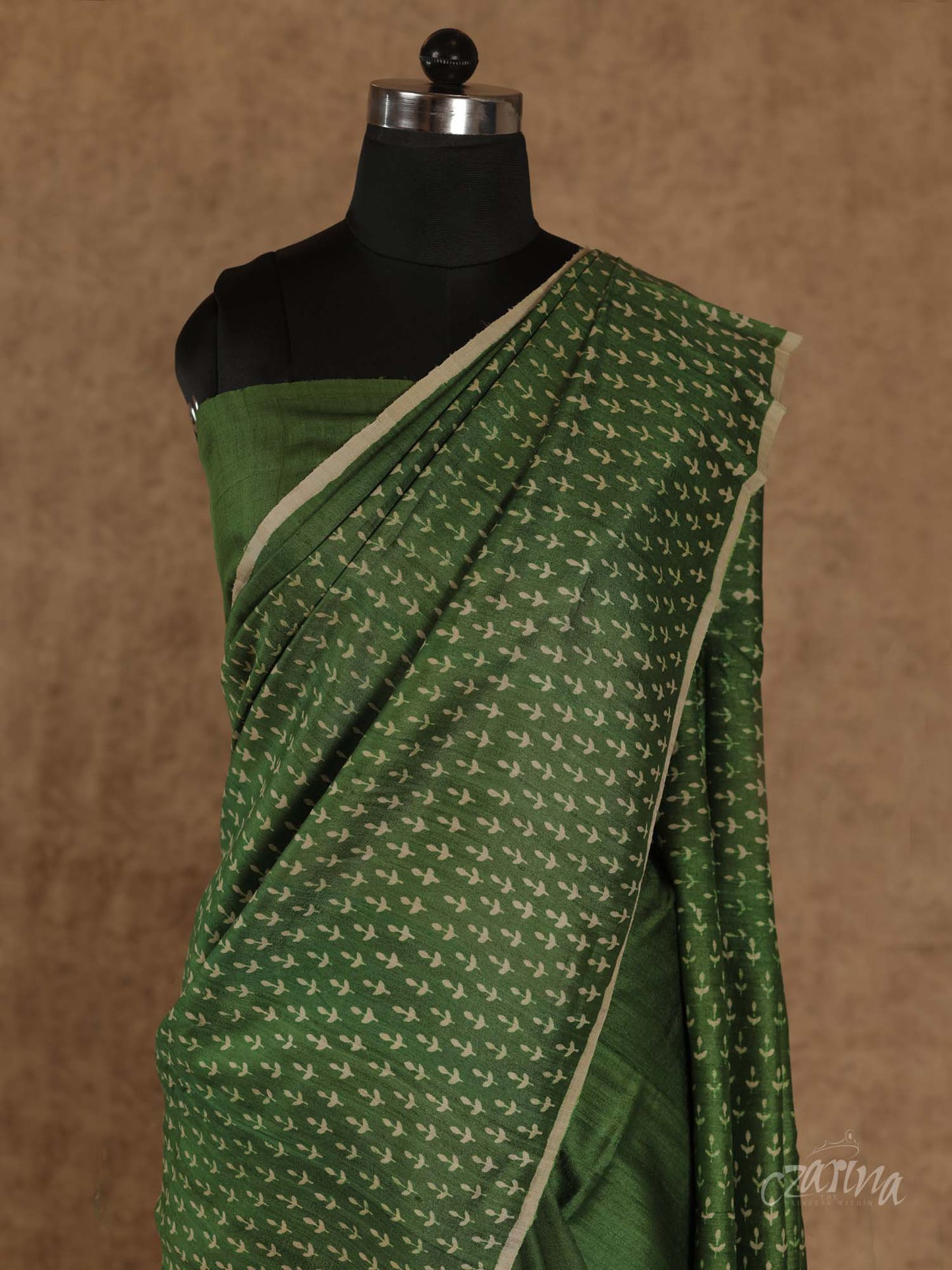 OLIVE GREEN SHADE WITH ASCENDING OFF-WHITE MOTIFS PRINTED TUSSAR SILK SAREE