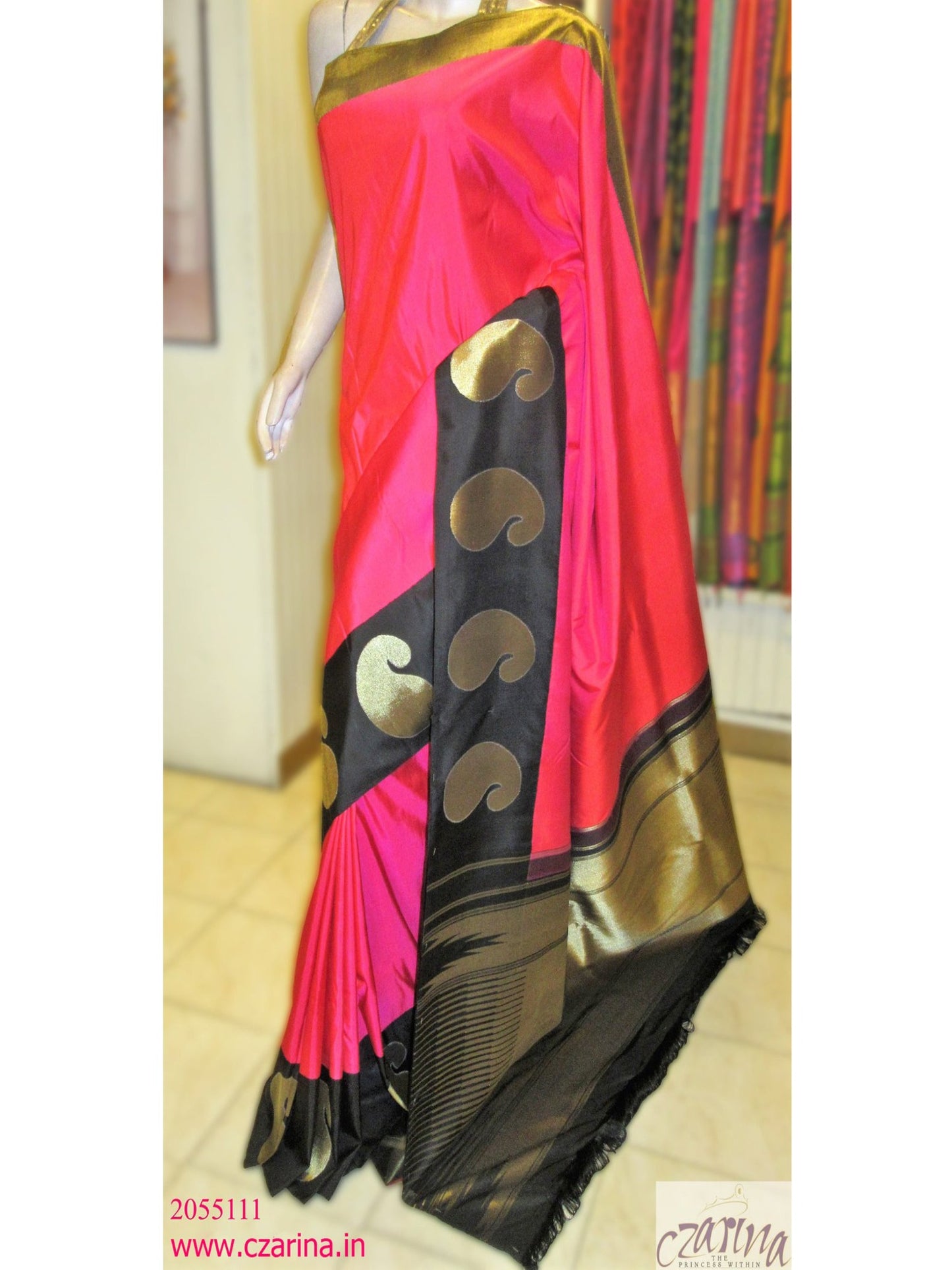 PINK BLACK GOLDEN KANCHIPURAM SILK SAREE