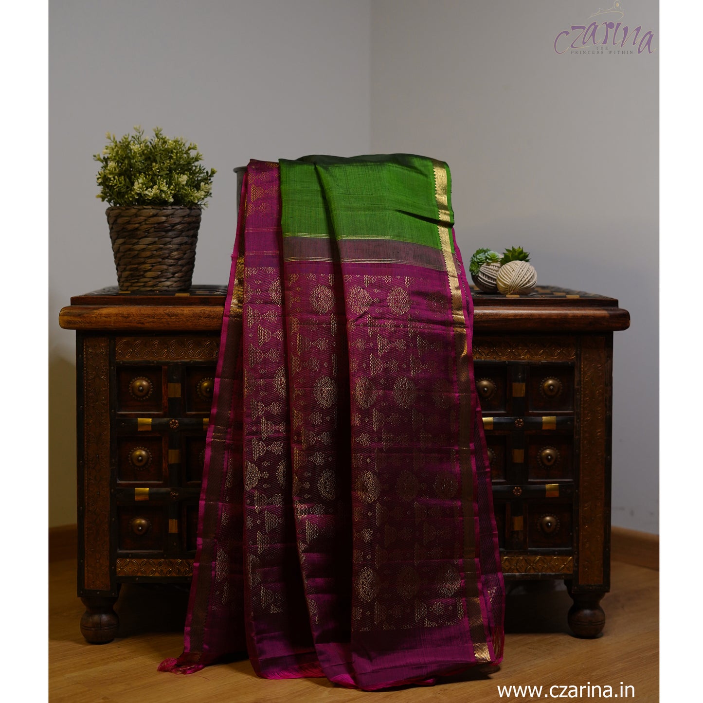 GREEN MAGENTA PURE KANCHIPURAM SILK SAREE