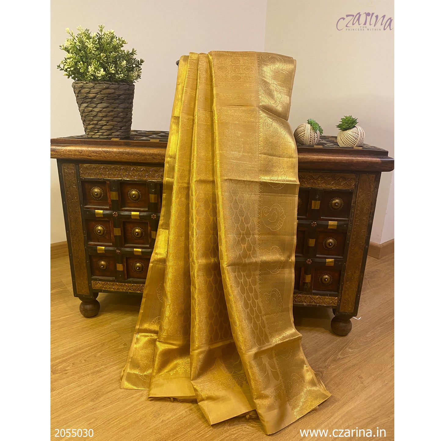 GOLDEN PURE KANCHIPURAM SILK SAREE