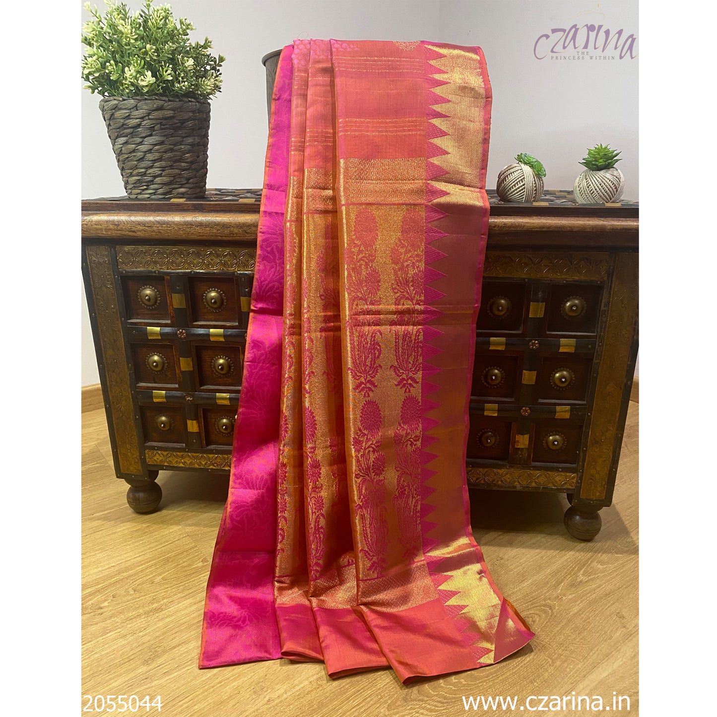 PINK GOLDEN KANCHIPURAM SILK SAREE